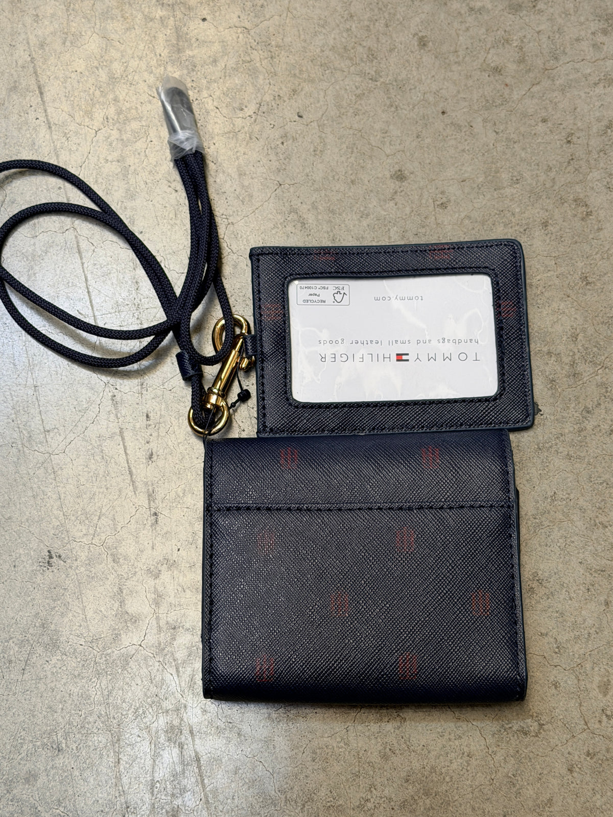 Tommy Hilfiger Gold-Tone Monogram Flap Wallet – Navy