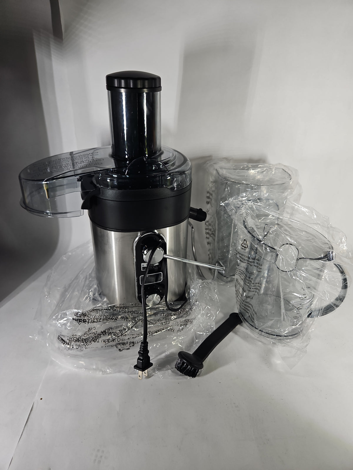bella PRO 5-Speed Centrifugal Digital Juice Extractor 90271 - Stainless Steel