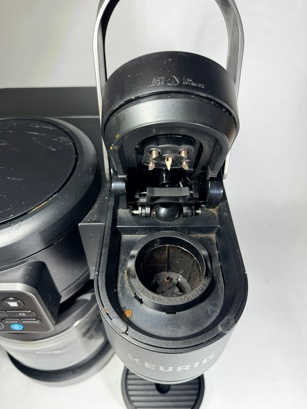 Keurig K-Duo Single Serve & 12-Cup Carafe Coffee Maker - Black - Used