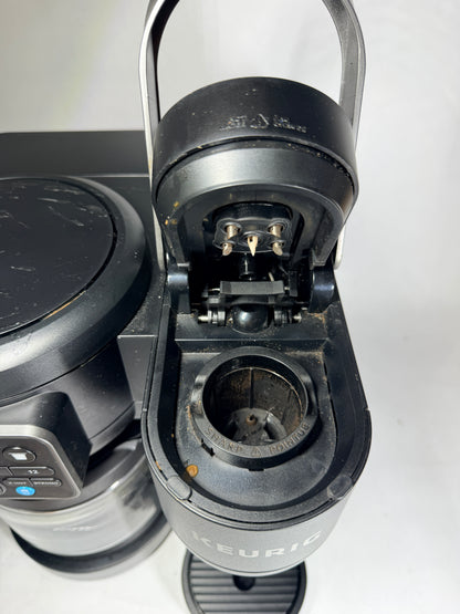 Keurig K-Duo Single Serve & 12-Cup Carafe Coffee Maker - Black - Used