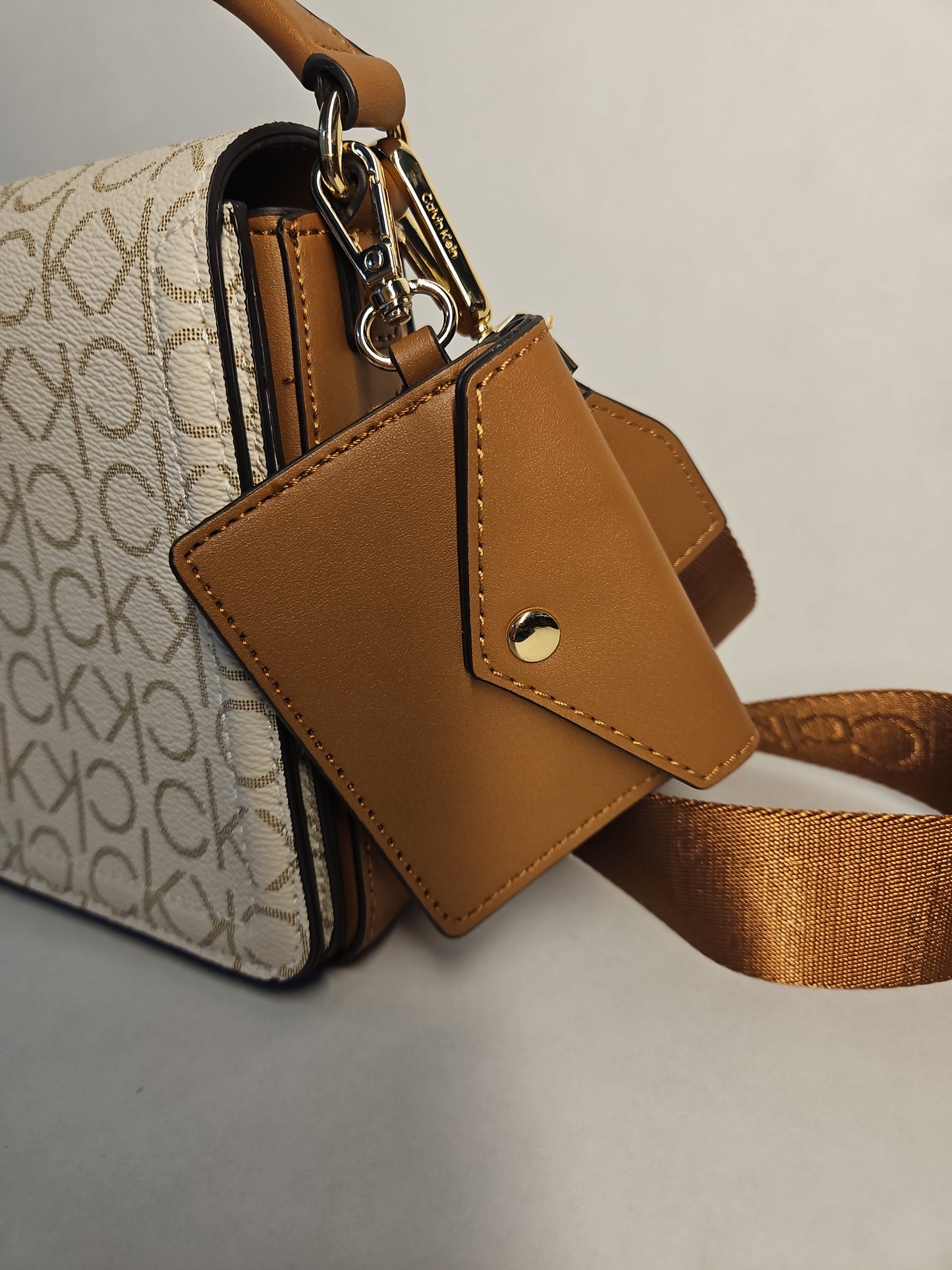 Calvin Klein Marin Crossbody Bag Vanilla H6AEJAS7 [New/NWT/Used] Women's Purse