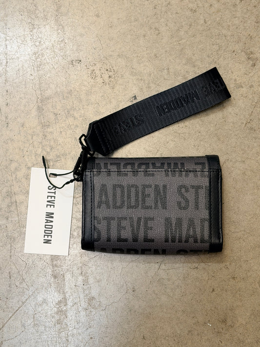 Steve Madden Wristlet Wallet Black MO370175 NWT Women's Wallet