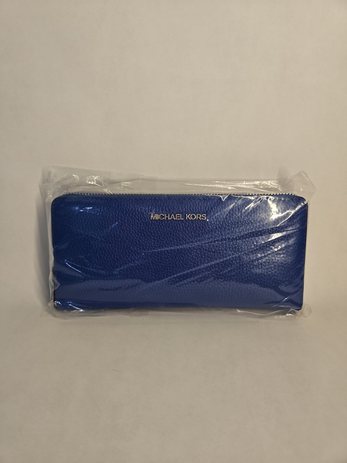 Michael Kors Jet Set Large Pebbled Leather Continental Wallet – Galaxy Blue