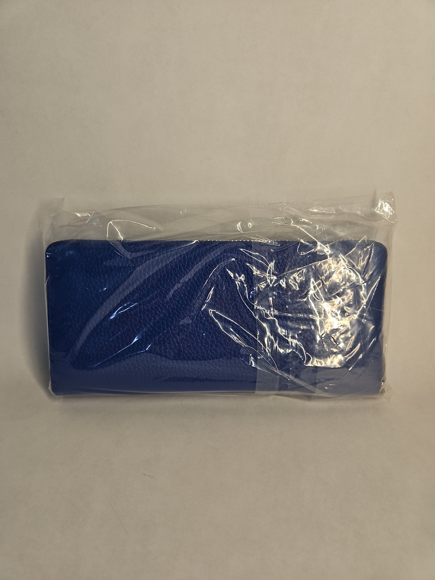 Michael Kors Jet Set Large Pebbled Leather Continental Wallet – Galaxy Blue