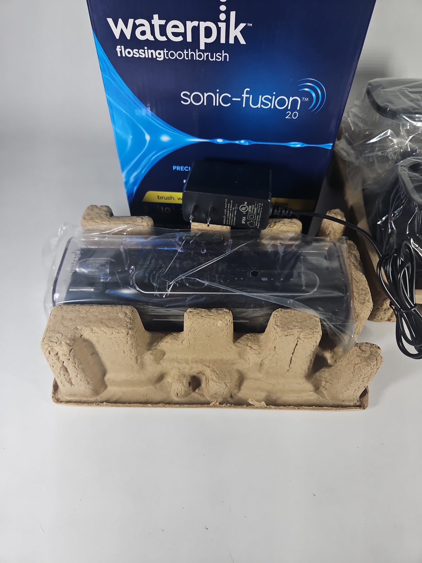 Waterpik Sonic-Fusion 2.0 Flossing Toothbrush – Black | New Open Box
