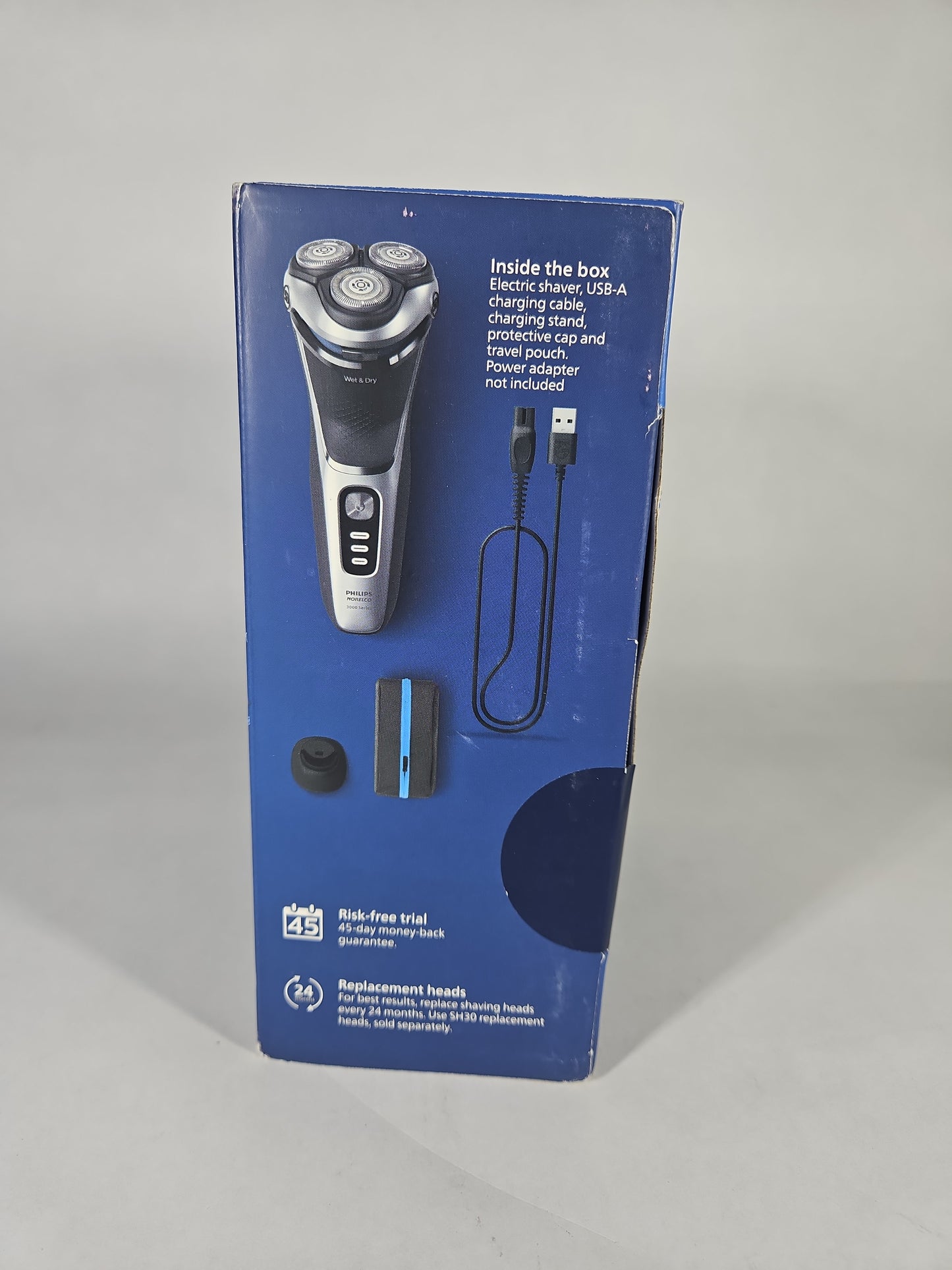 Philips Norelco Shaver 3900 Series Wet Dry Electric Shaver Black New Sealed