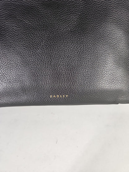 Radley London Alpha Road Small Zip Top Crossbody Bag – Black