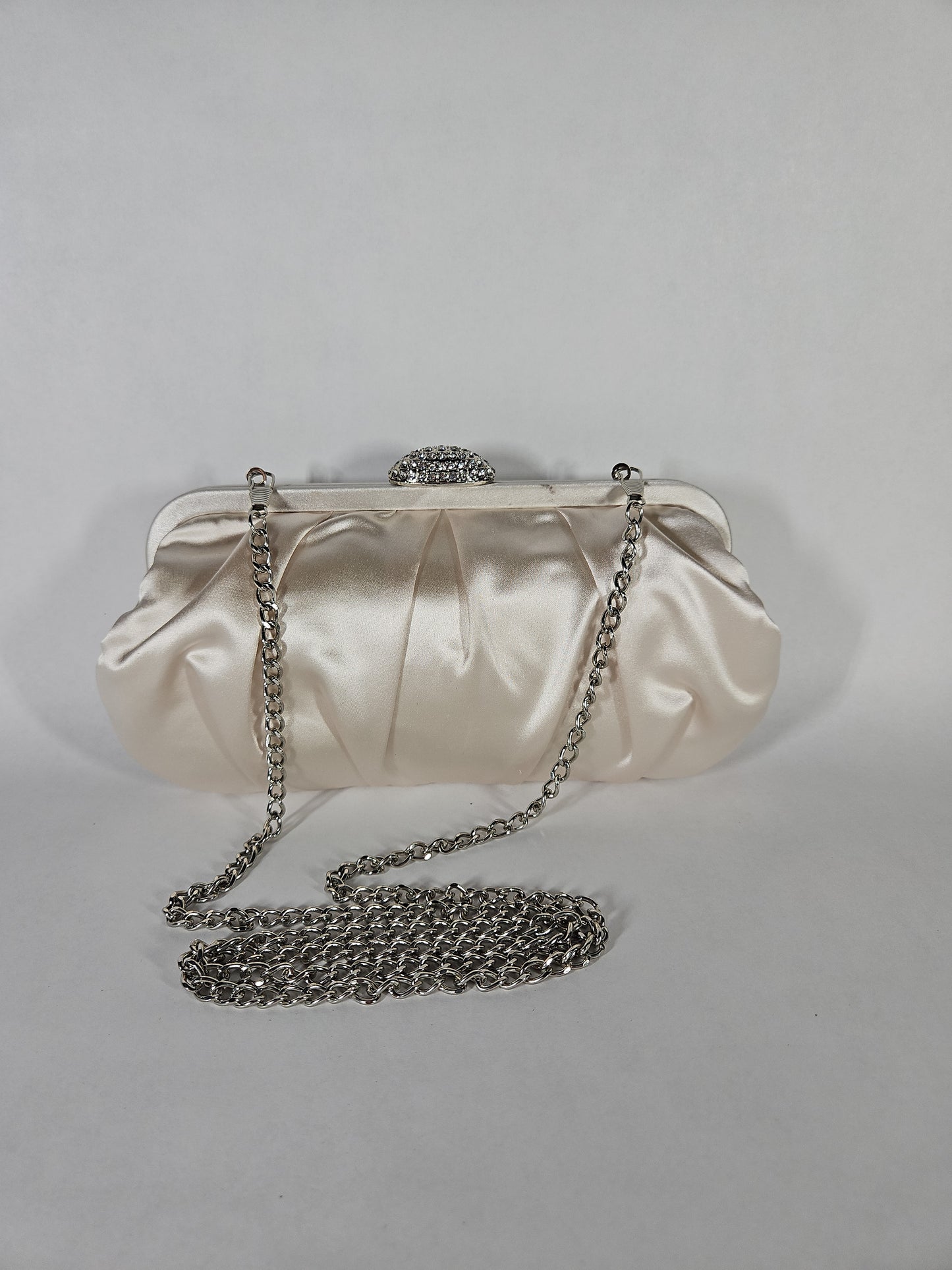 Nina Classic Satin Clutch – Ivory