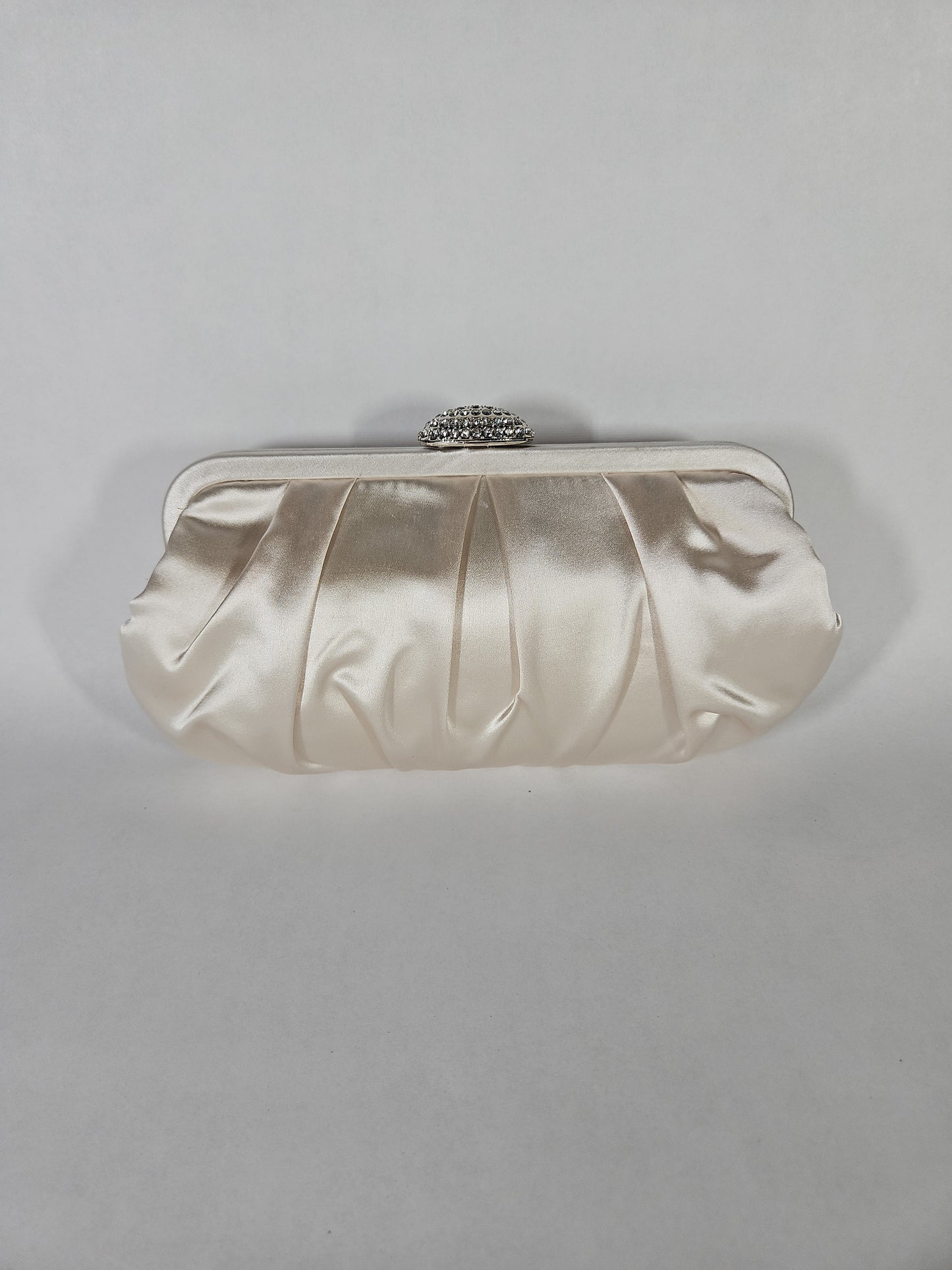 Nina Classic Satin Clutch – Ivory