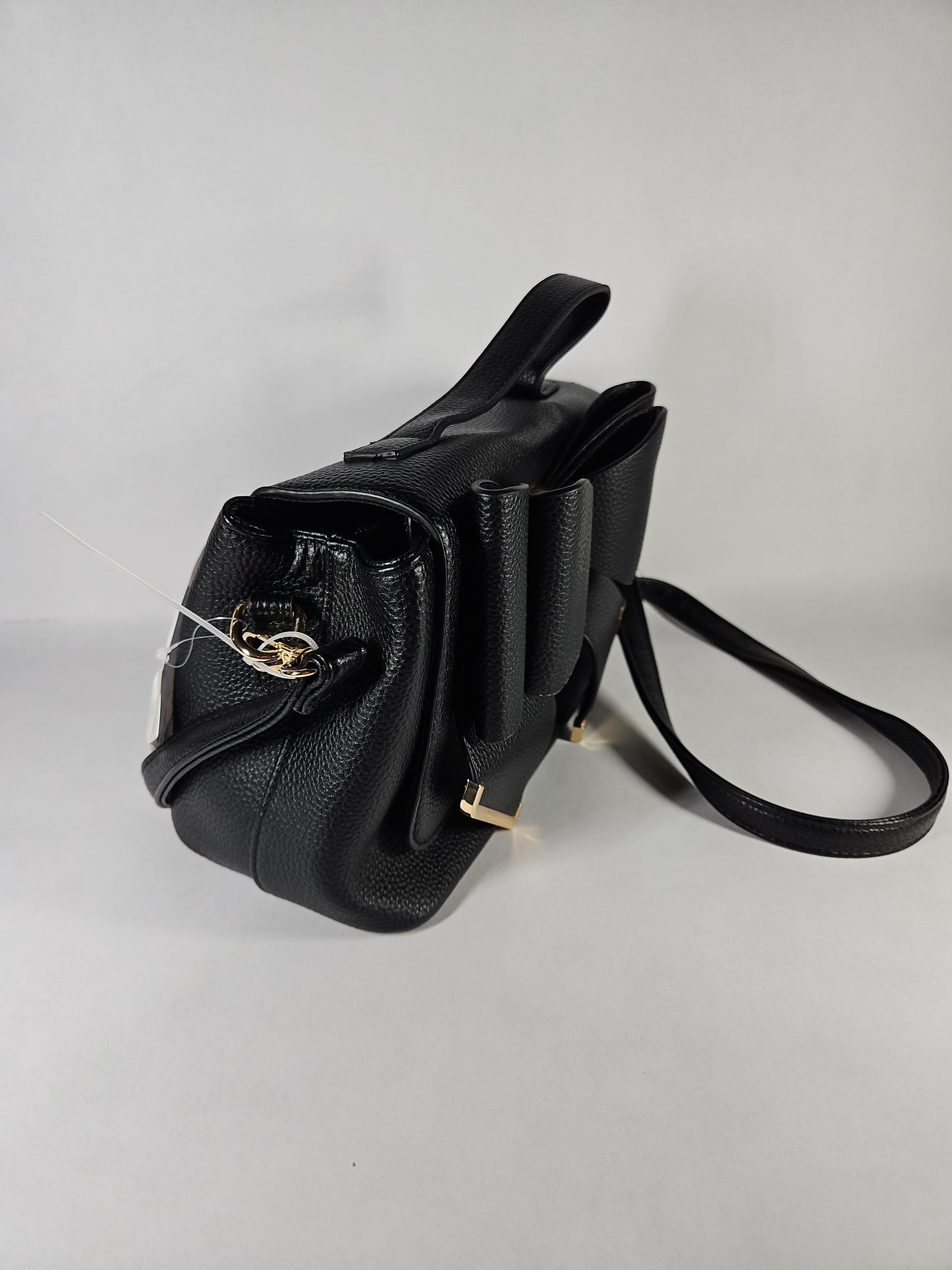 Like Dreams Jasmine Bowtie Crossbody Bag – Black