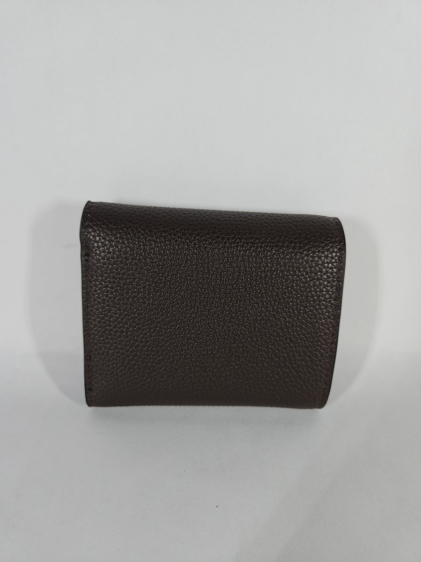 On 34th Maddynn Wallet – Chocolate/Gold