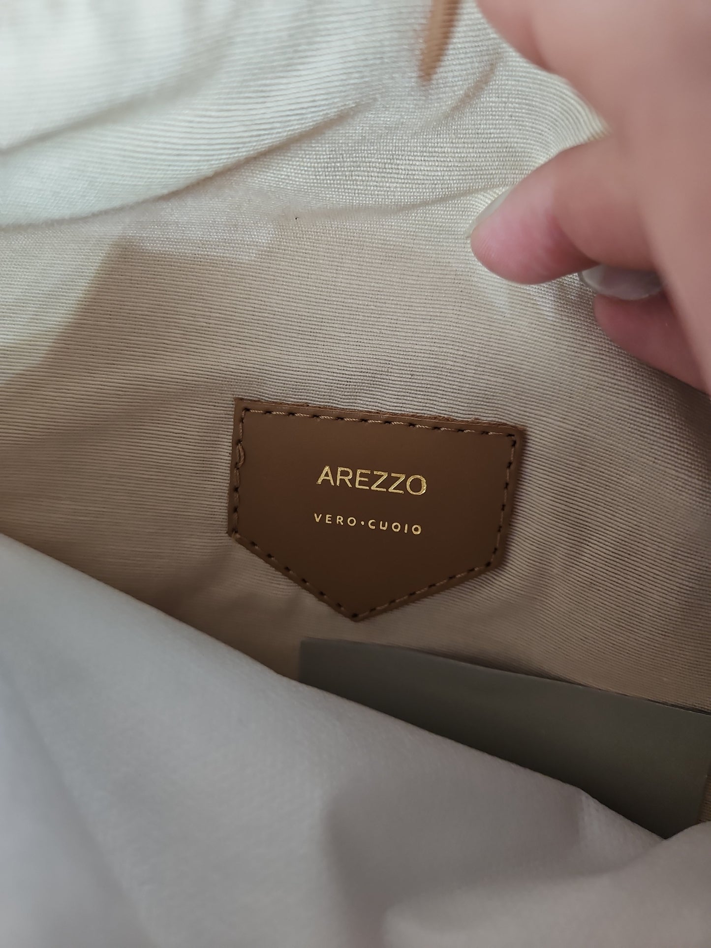 Arezzo Fleur Large Crossbody Bag Beige Cream Gold Bow Hardware NWT