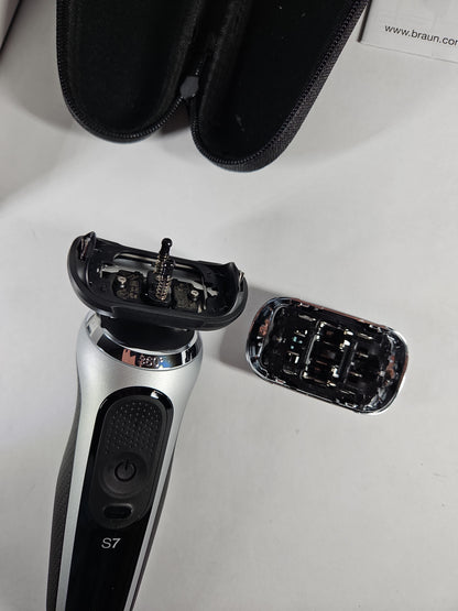 Braun Series 7 Electric Shaver Kit