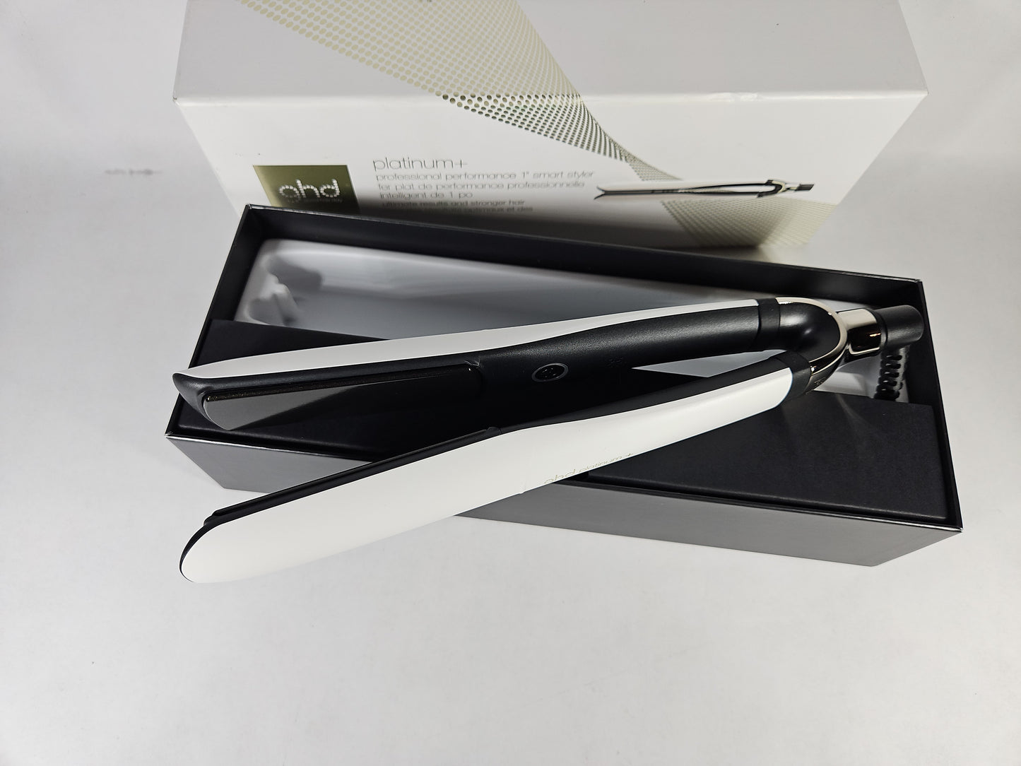 ghd Platinum+ Professional Performance 1" Smart Styler – White