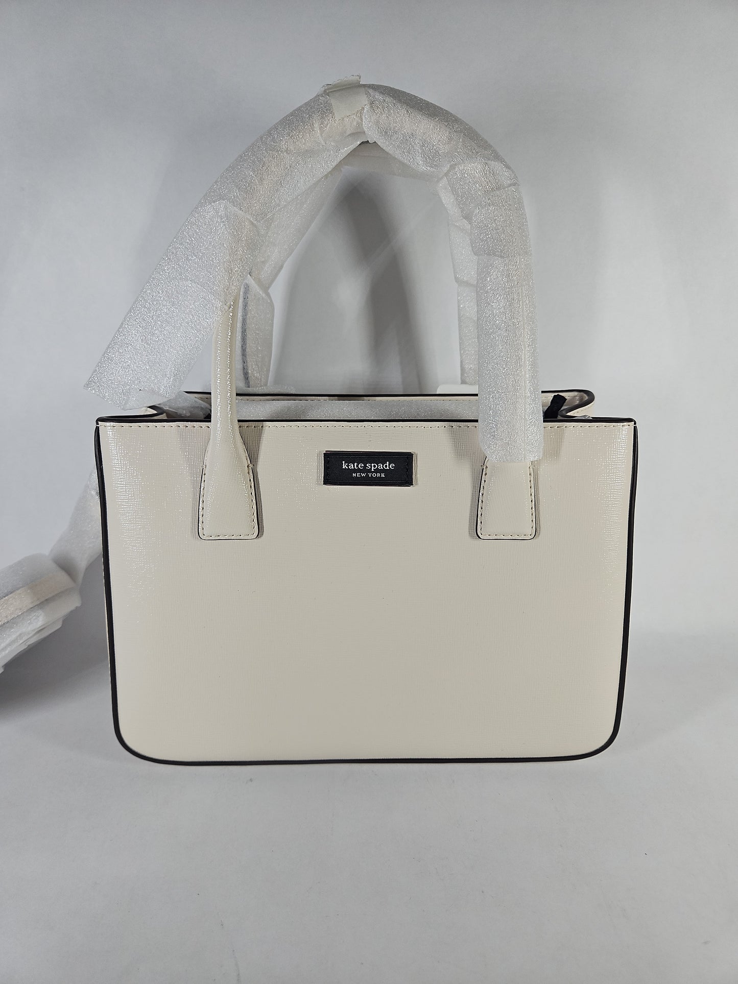 Kate Spade New York Sam Icon Square Tote – Parchment