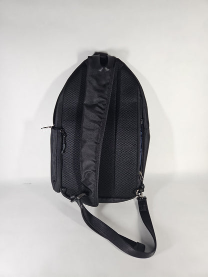 Travelon Anti-Theft Urban Sling – Black