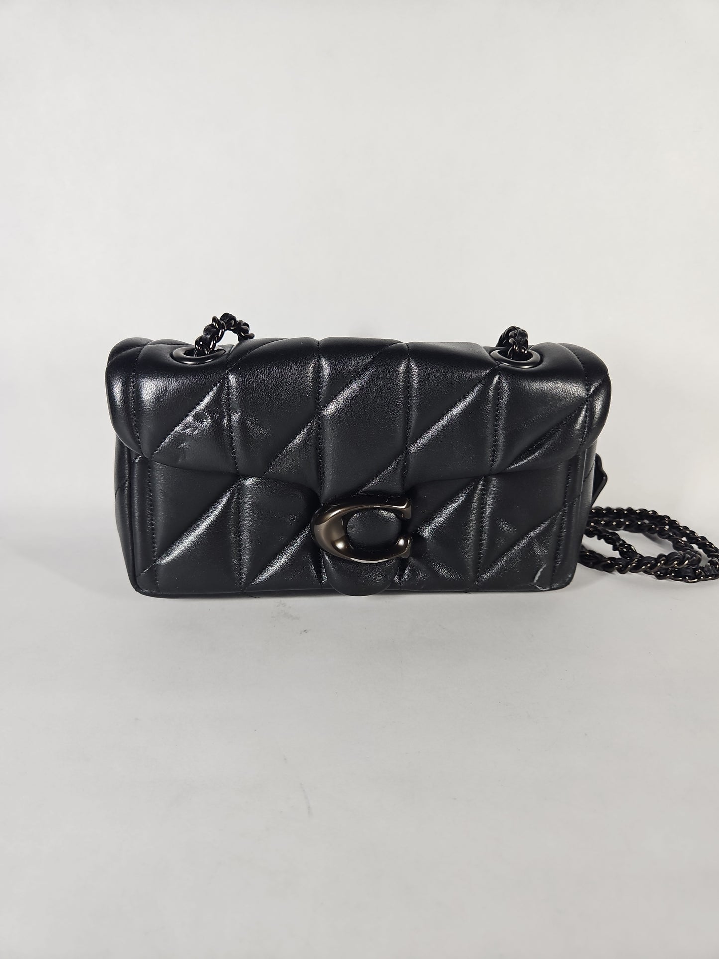 Coach Tabby Shoulder Bag 20 With Pillow Quilting – Smooth Leather/Pewter/Black