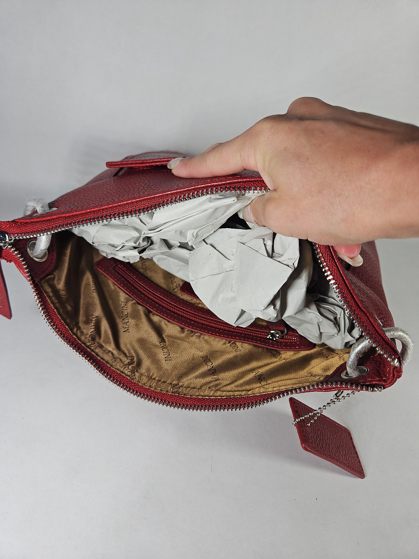 Mancini Pebbled Trish Crossbody Handbag with Organizer – Red