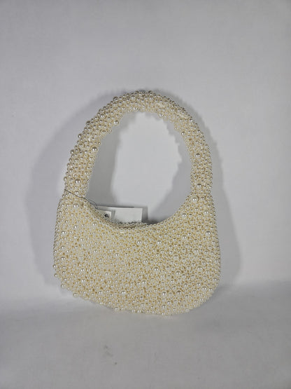 I.N.C. International Concepts All Over Pearl Pouch Clutch – Pearl