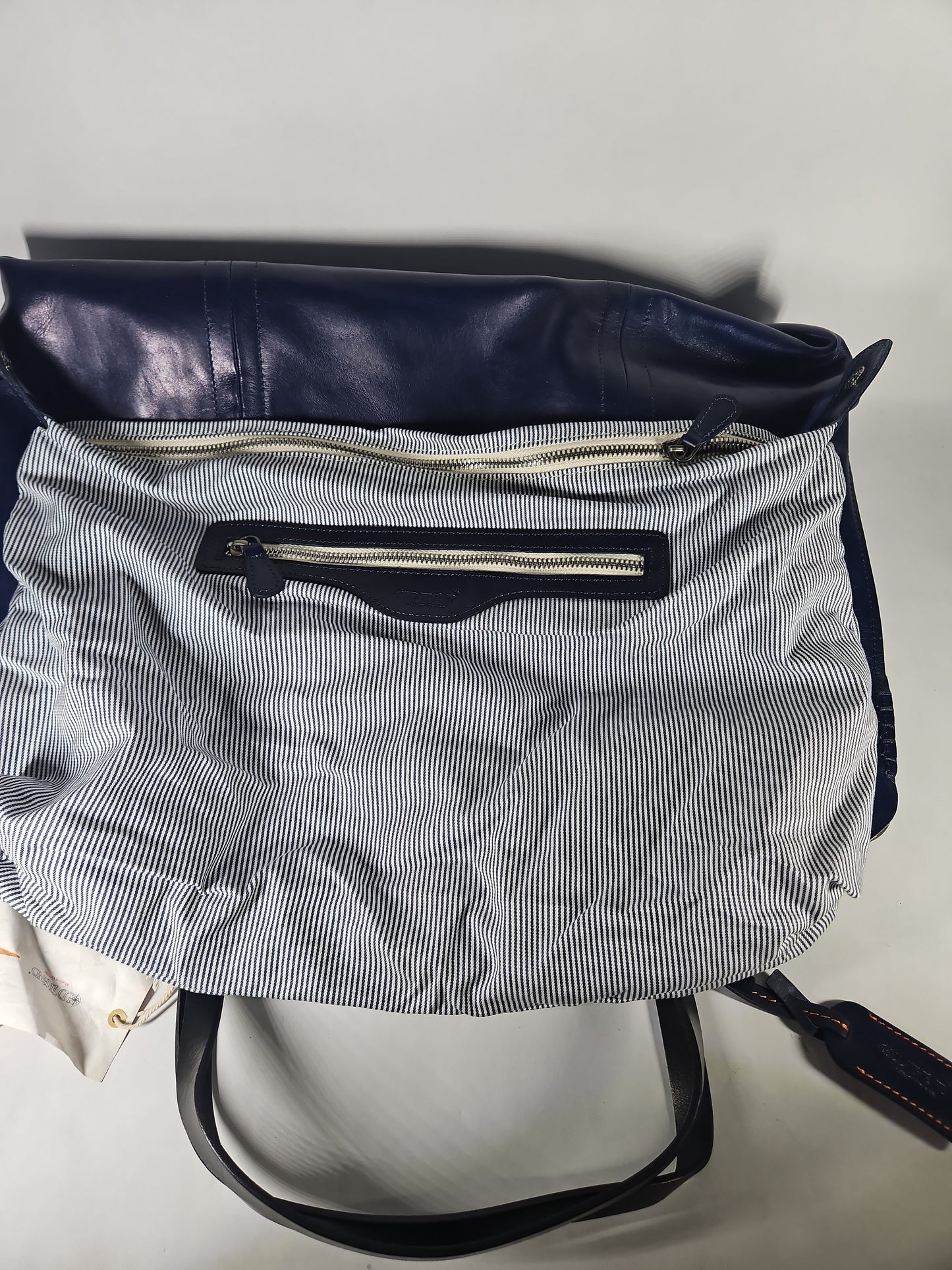 Old Trend Genuine Leather Forest Island Tote Bag – Navy