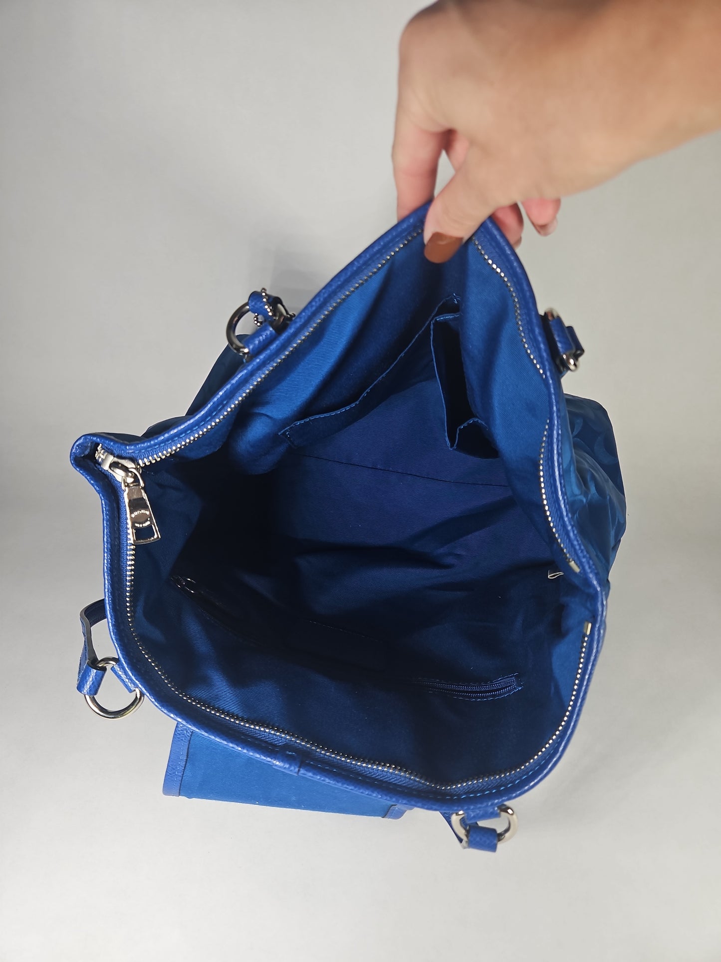Coach Ward Signature Nylon Tote Bag – Royal Blue USED