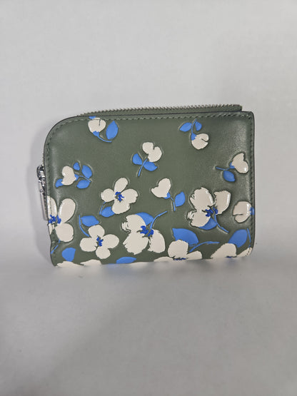 Kate Spade New York Devin Small Compact Wallet – Cedar Stand Multi