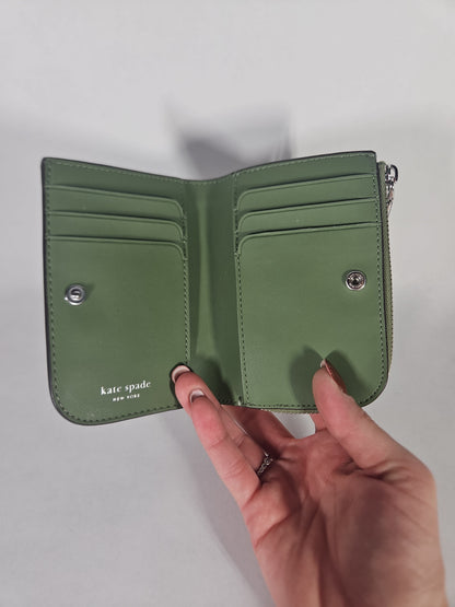 Kate Spade New York Devin Small Compact Wallet – Cedar Stand Multi