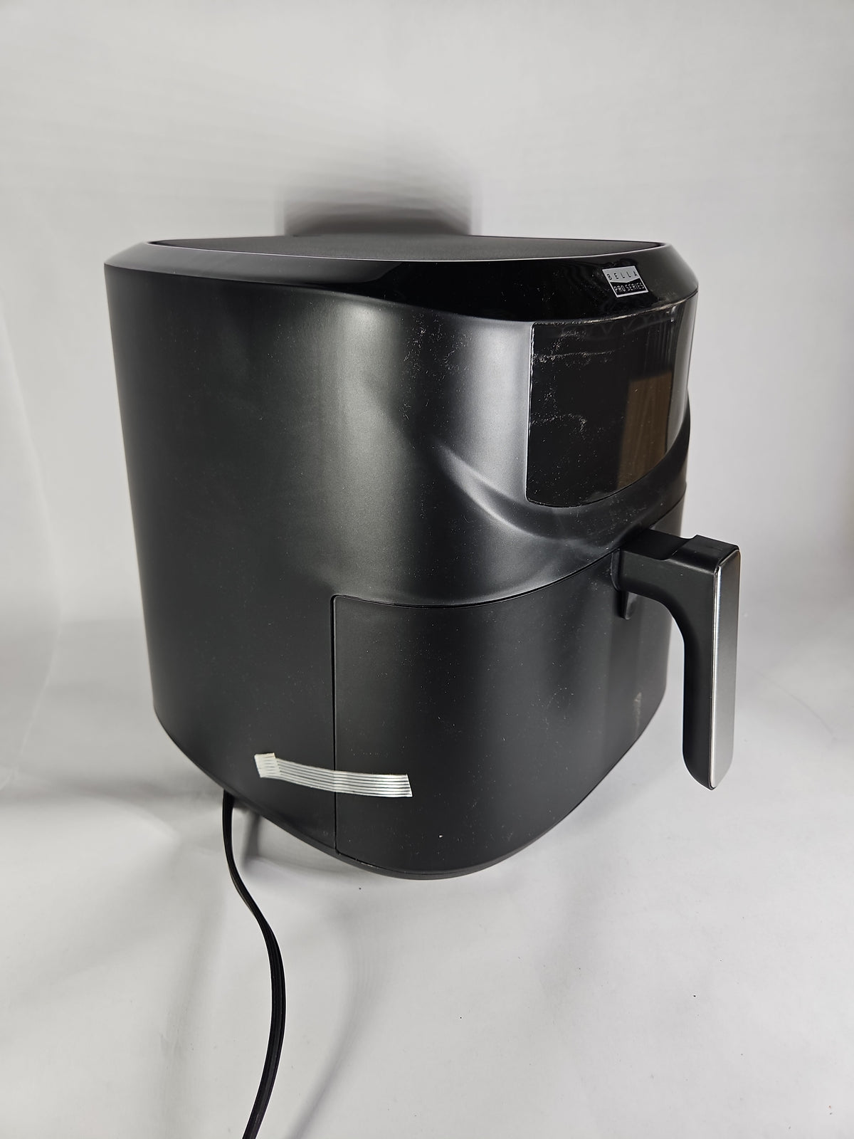 bella PRO 8 Qt Touchscreen Air Fryer Divided Basket 90241 – Black – Open Box