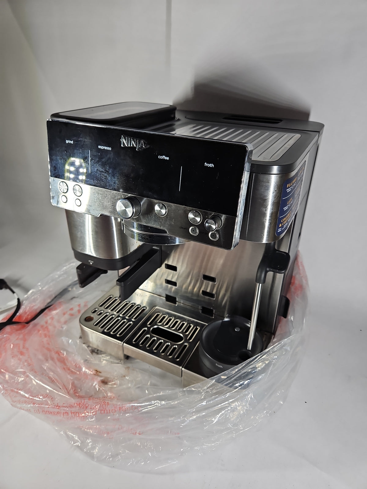 Ninja Luxe Café Premier 3-in-1 Espresso, Drip & Cold Brew Machine ES601 – Used