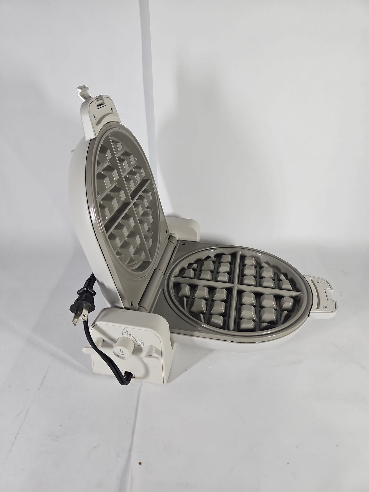 bella Fits-Anywhere Flip-n-Store Belgian Waffle Maker 35102 - Oatmilk - Used