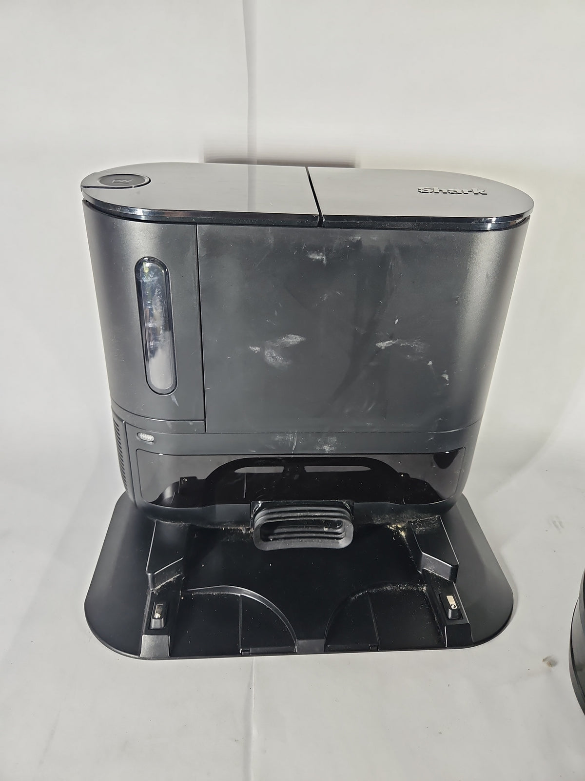 Shark AI Ultra Robot Vacuum with Self-Empty Base UR2500SR – Used