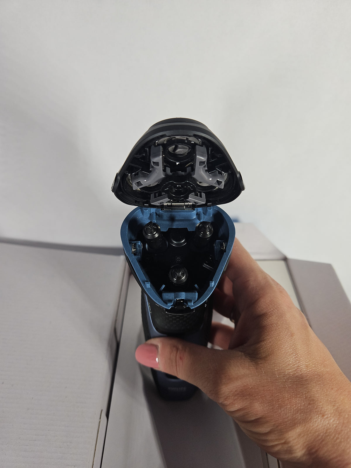 Philips Norelco Shaver 3600 S3243/91 Wet Dry Electric Shaver - Used