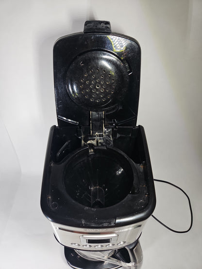 Cuisinart PerfecTemp 14-Cup Programmable Coffee Maker DCC-3200 - Used